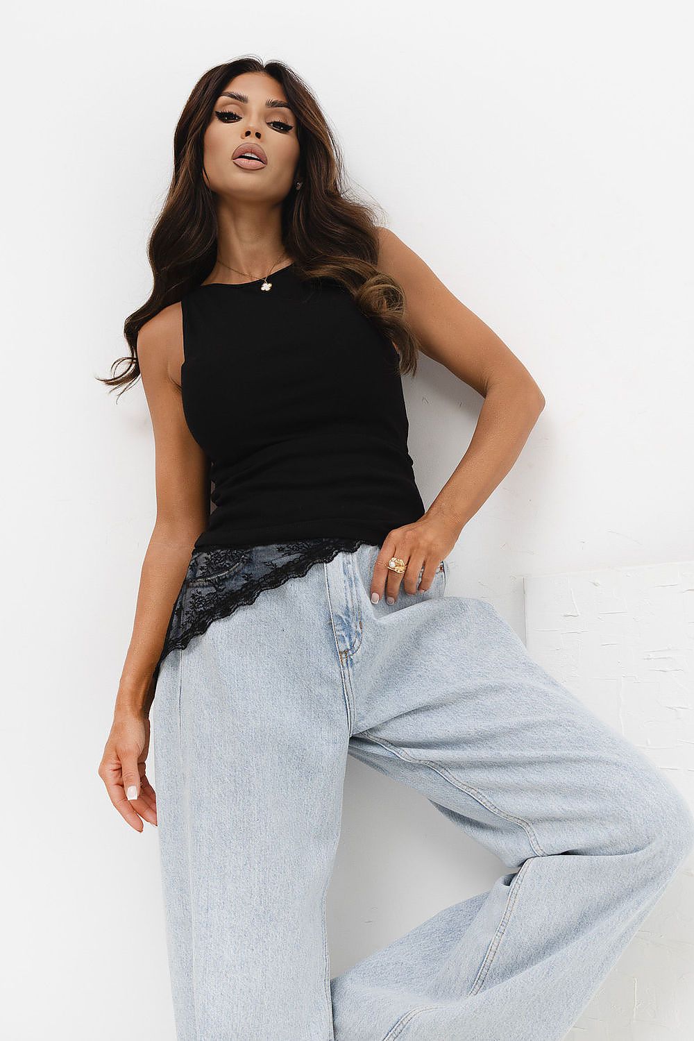 Top model 228661 Rue Paris