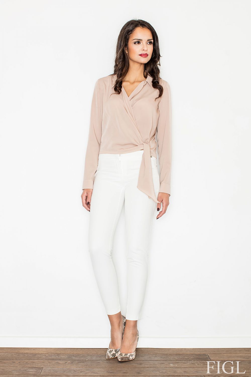 Blouse model 50066
