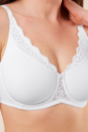 Padded bra model 229313 Triumph