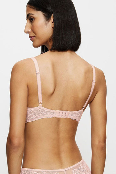 Padded bra model 230222 Triumph