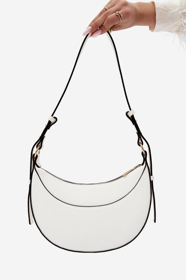 Everyday handbag model 230401 Step in style