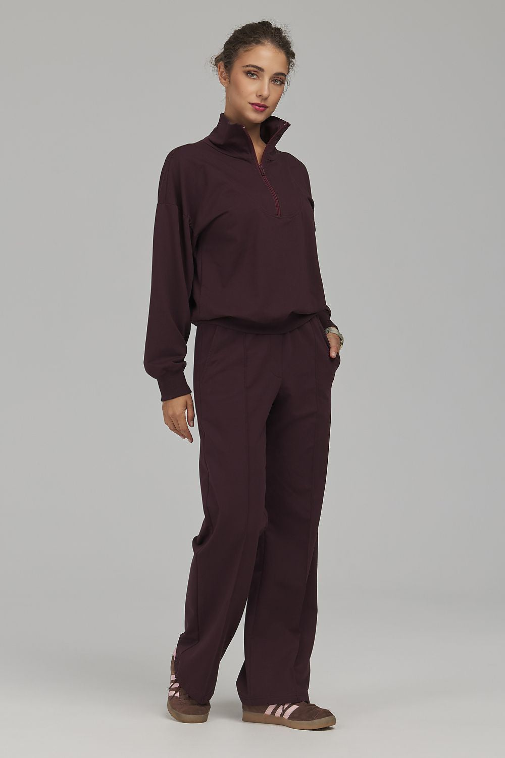 Tracksuit trousers model 231378 Nife