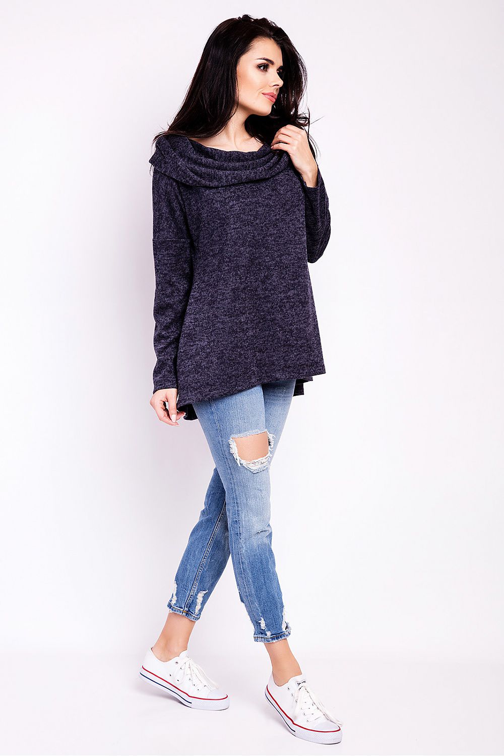 Sweatshirt model 76386