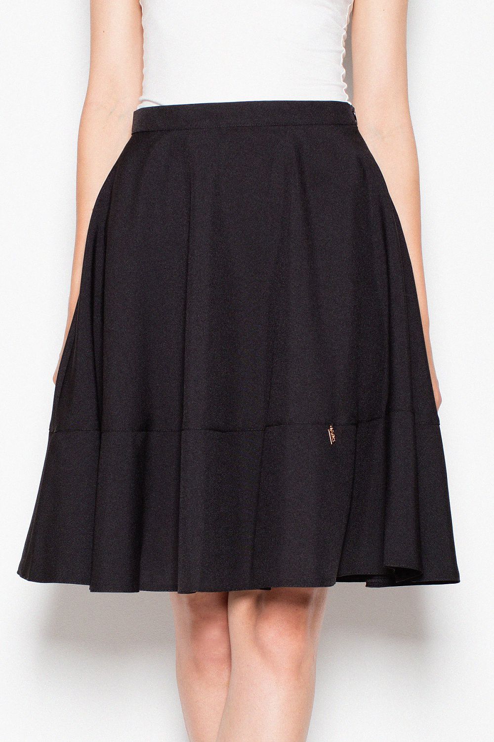 Skirt model 77376