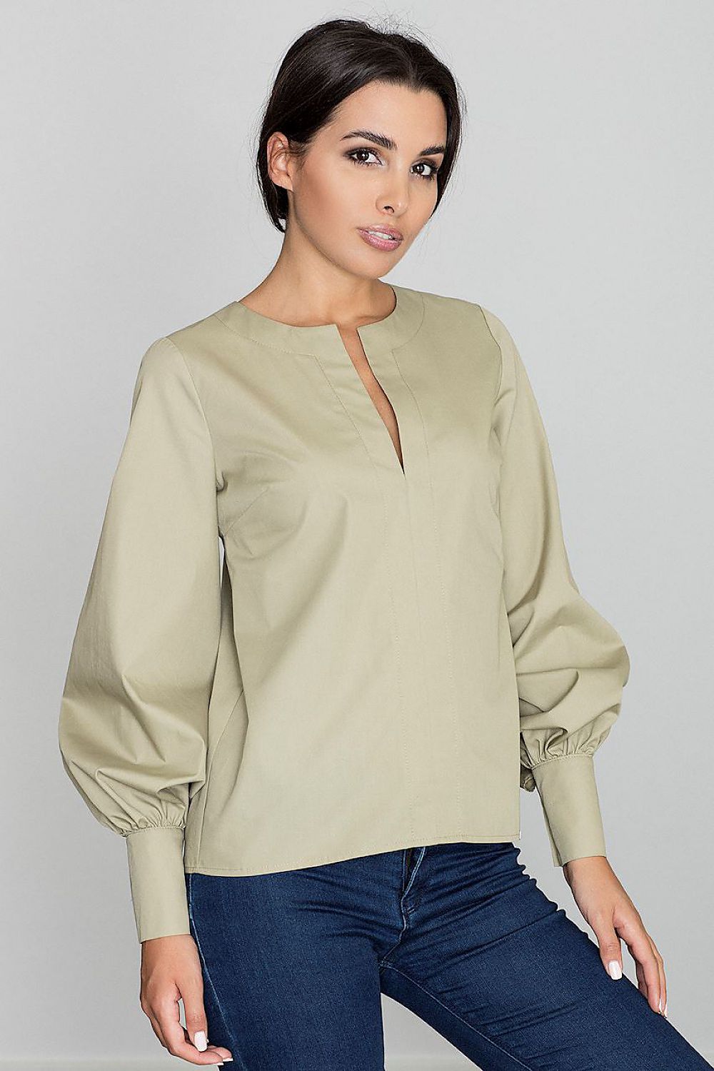 Blouse model 111085