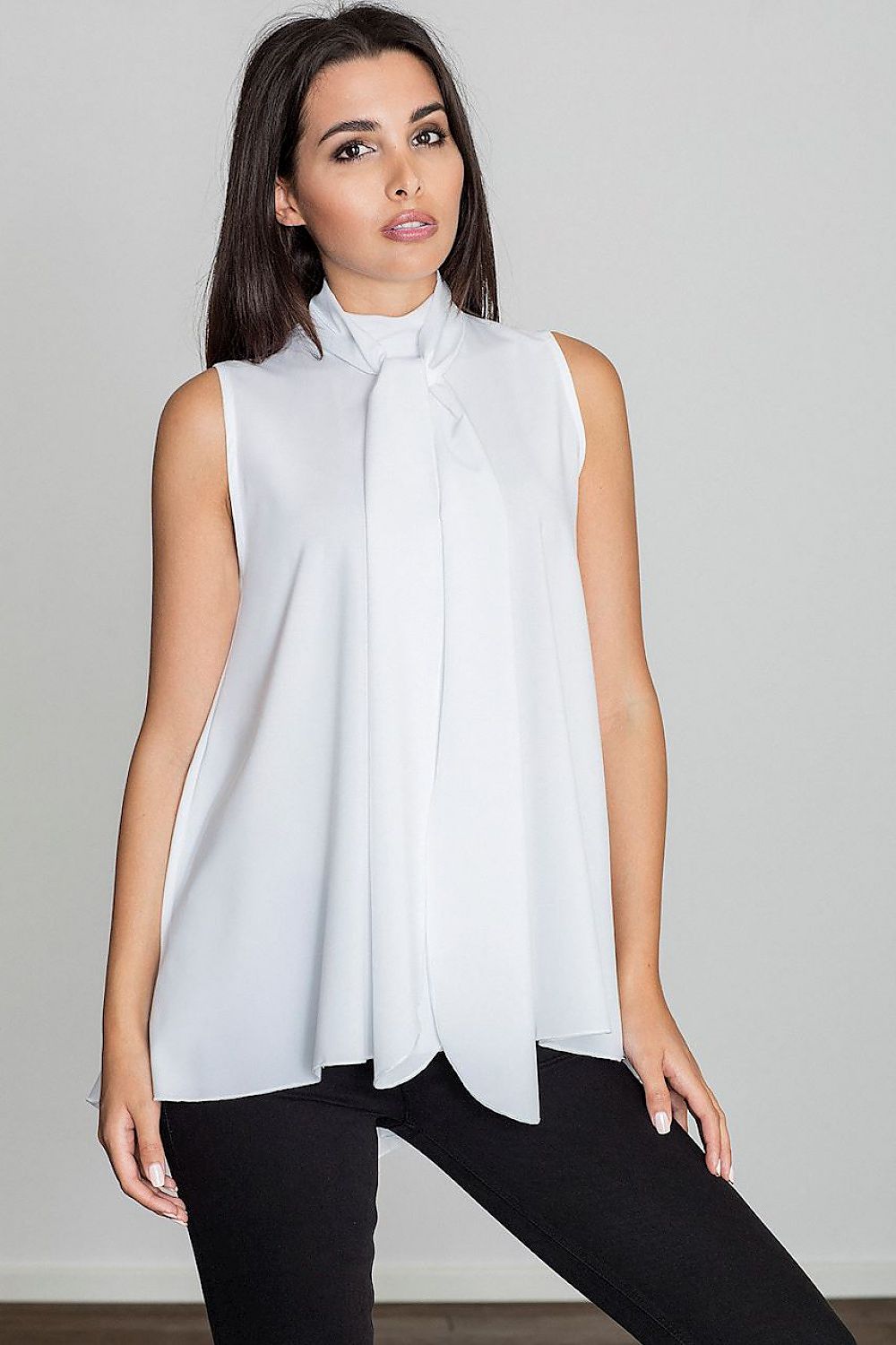 Blouse model 111143