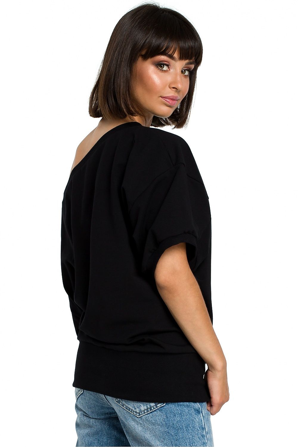 Sweatshirt model 118599
