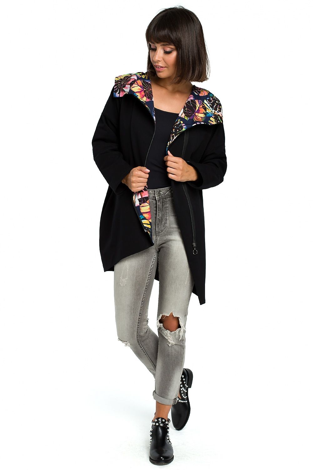 Sweatshirt model 121612