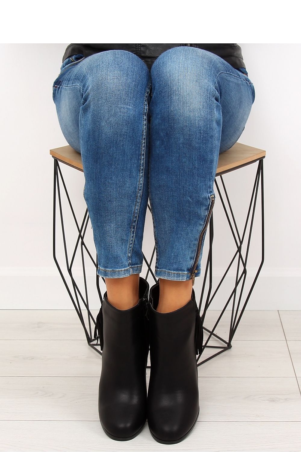 Heel boots model 122310