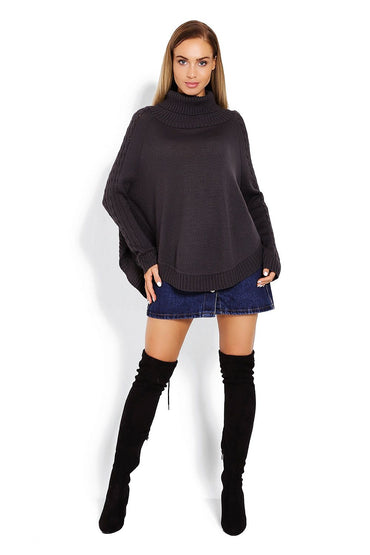 Poncho model 122918