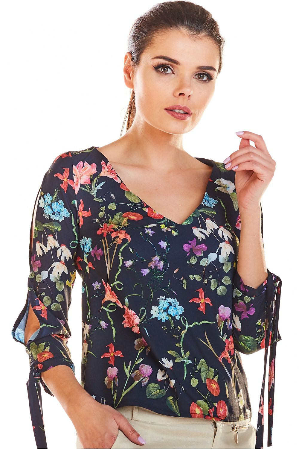 Blouse model 129188