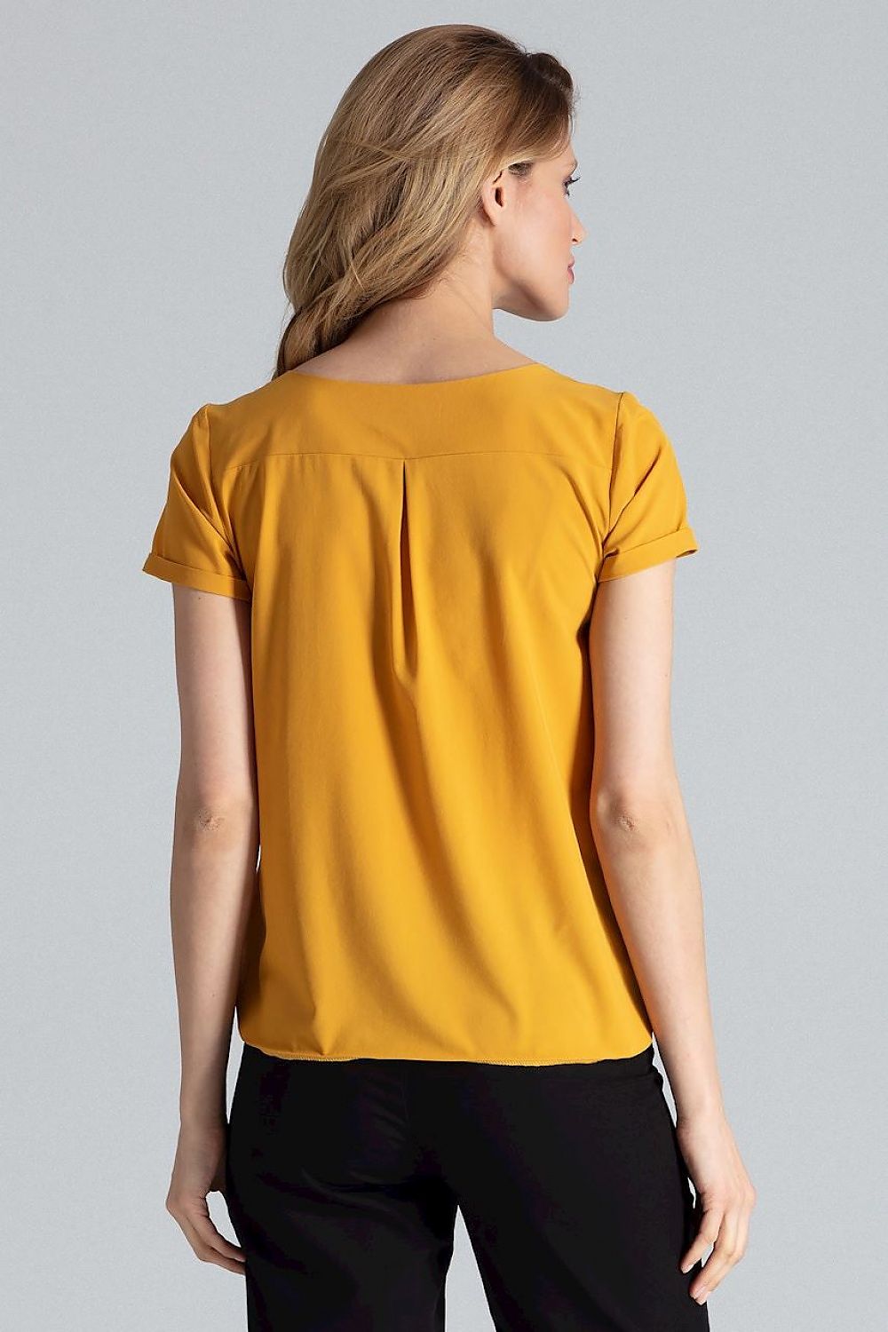 Blouse model 132479