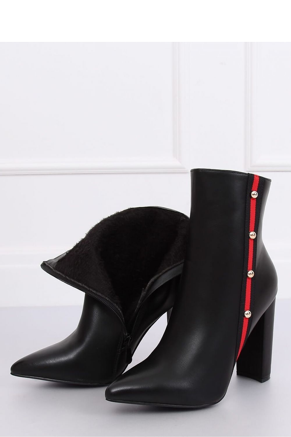 Heel boots model 134239