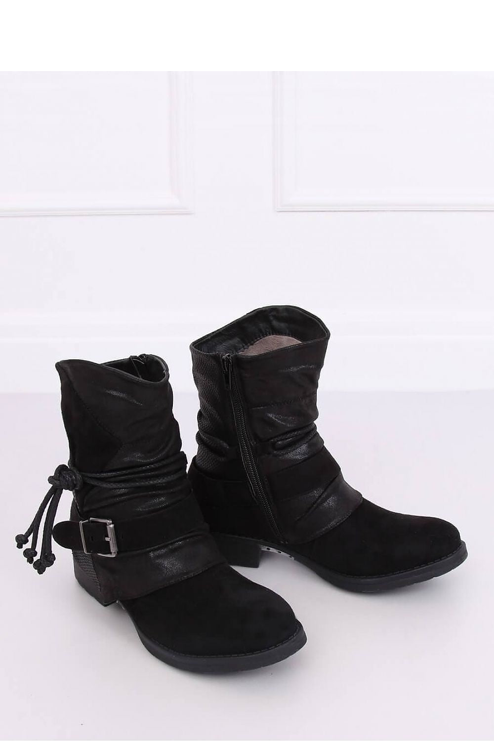 Boots model 134701
