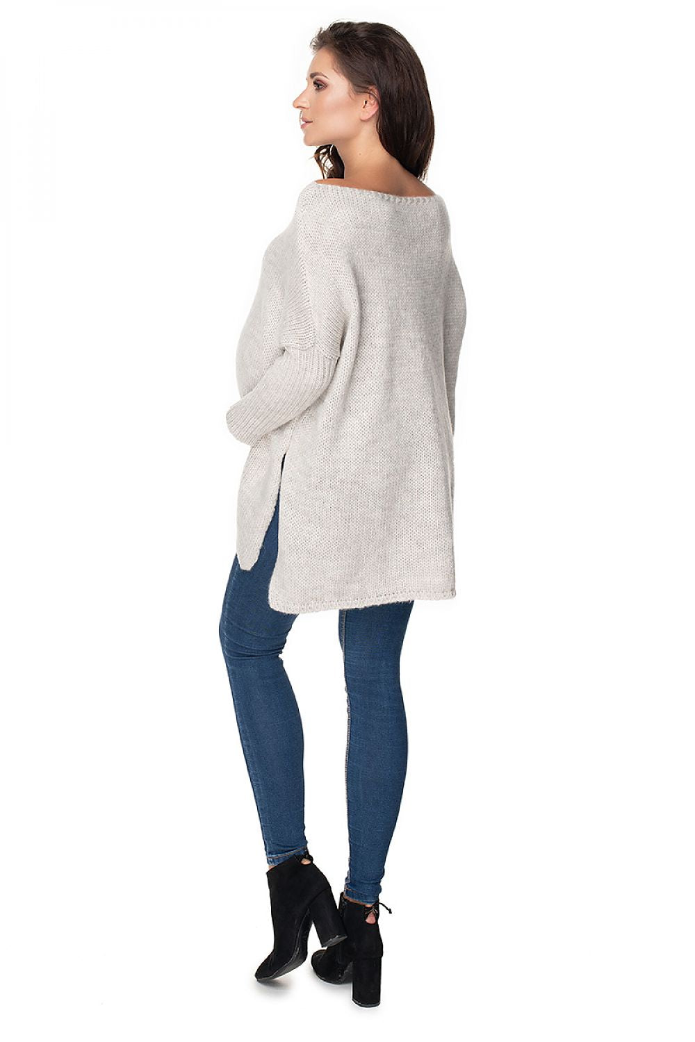 Pregnancy sweater model 135981