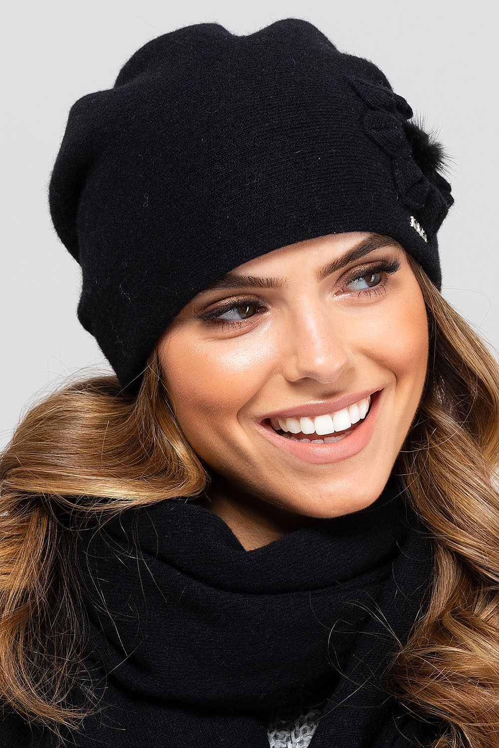 Cap model 136152
