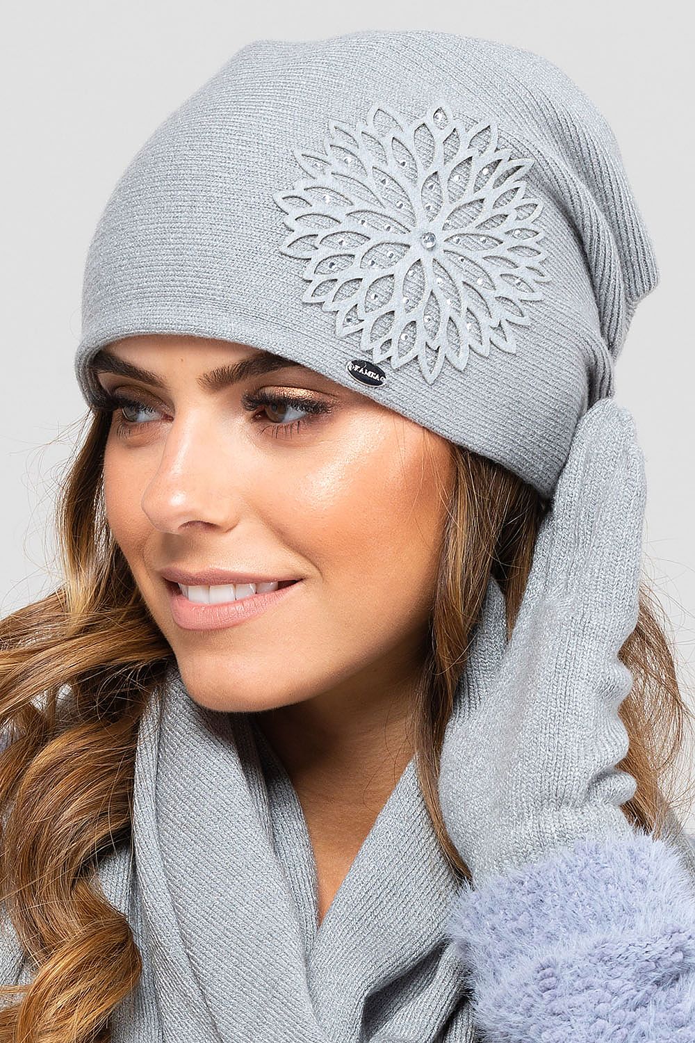 Cap model 136153