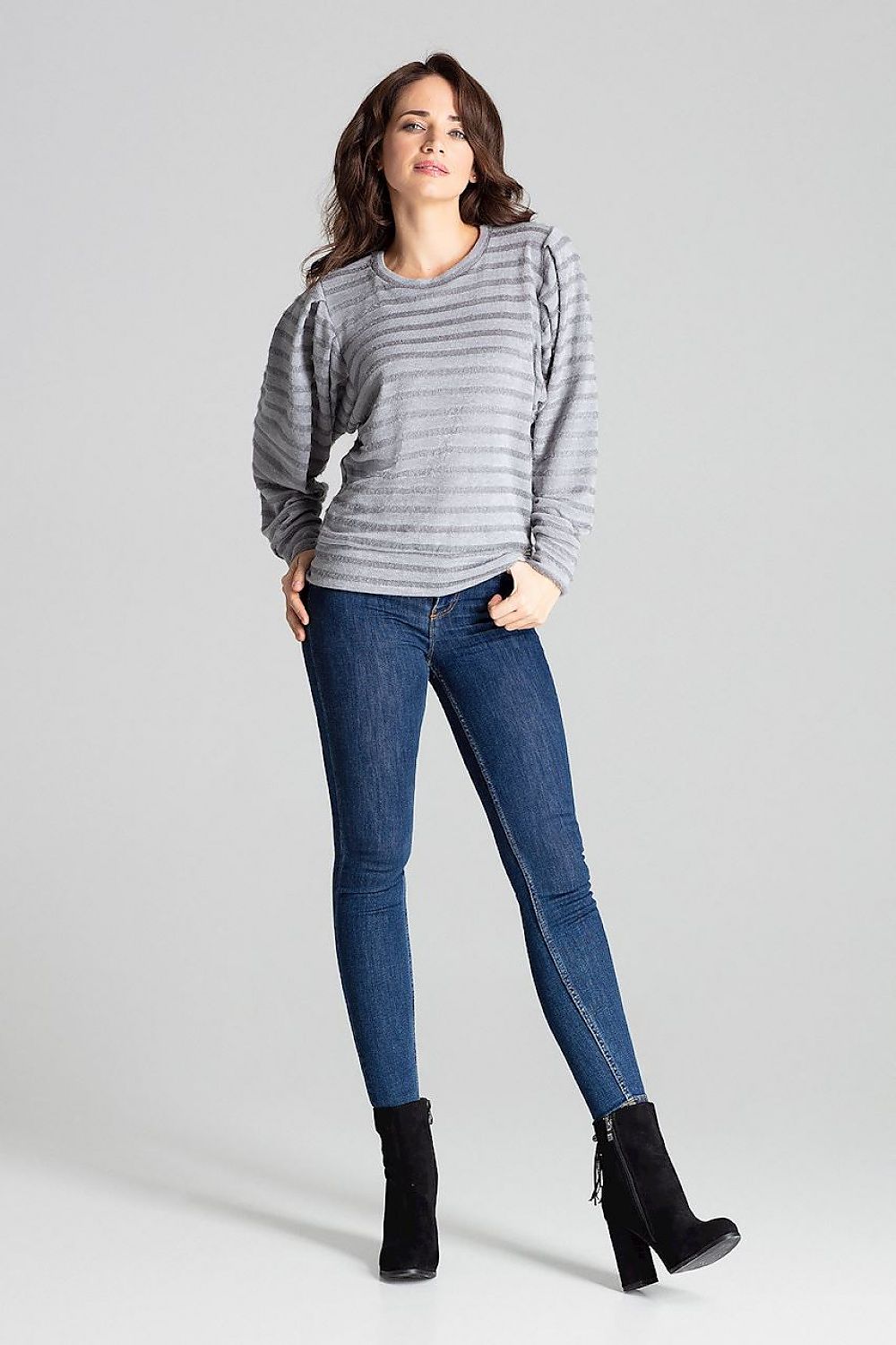 Blouse model 139348