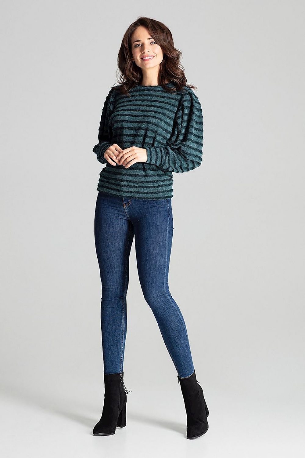 Blouse model 139350
