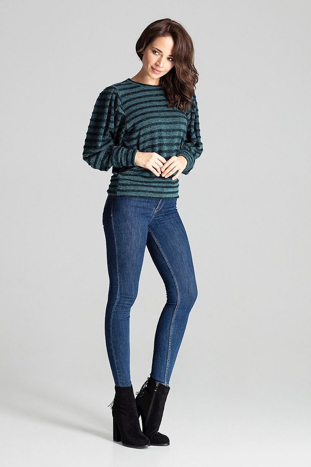 Blouse model 139350