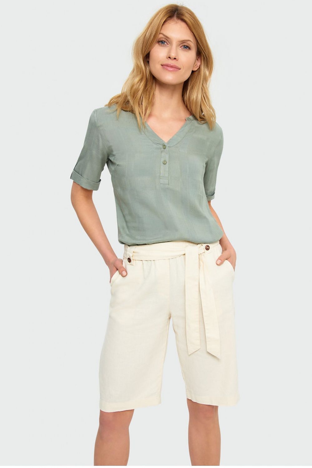 Shorts model 143484