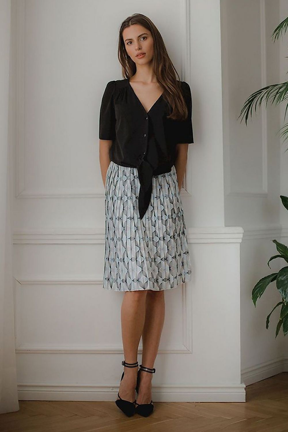 Short sleeve shirt model 143911