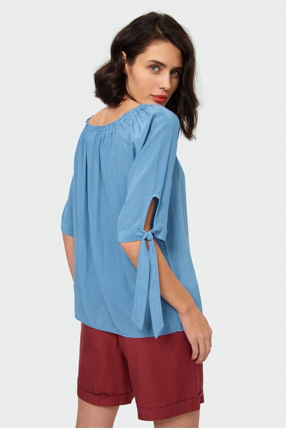 Blouse model 145150