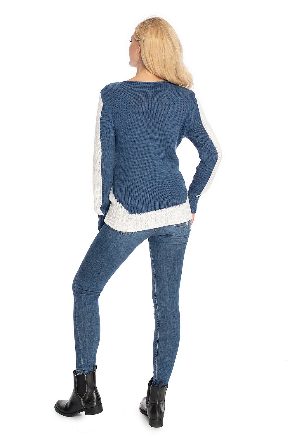 Pregnancy sweater model 147497