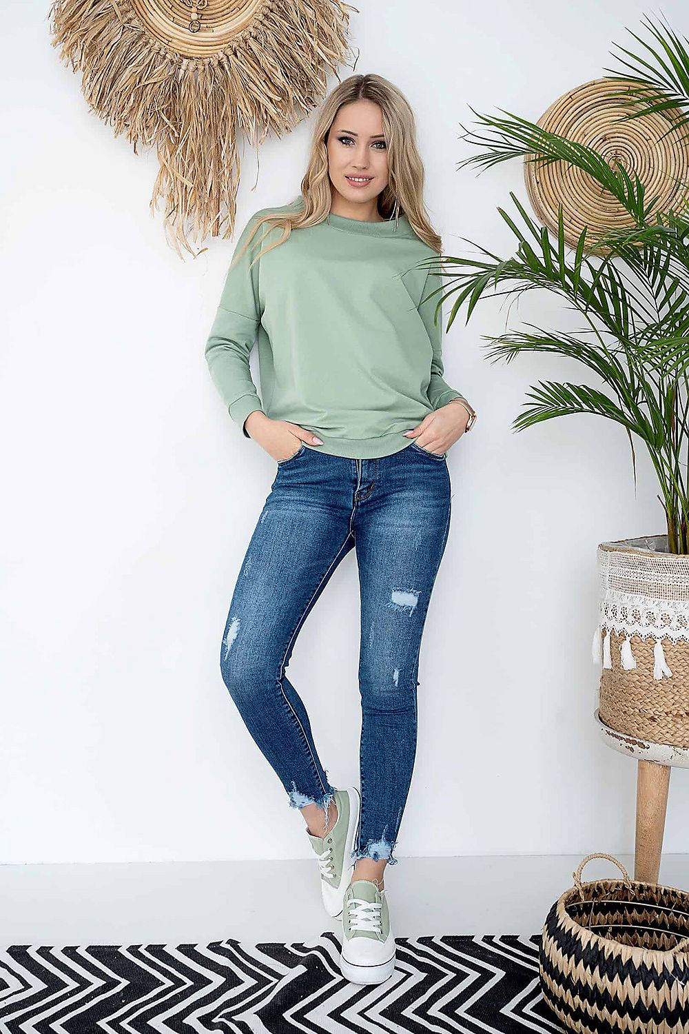 Sweatshirt model 158251