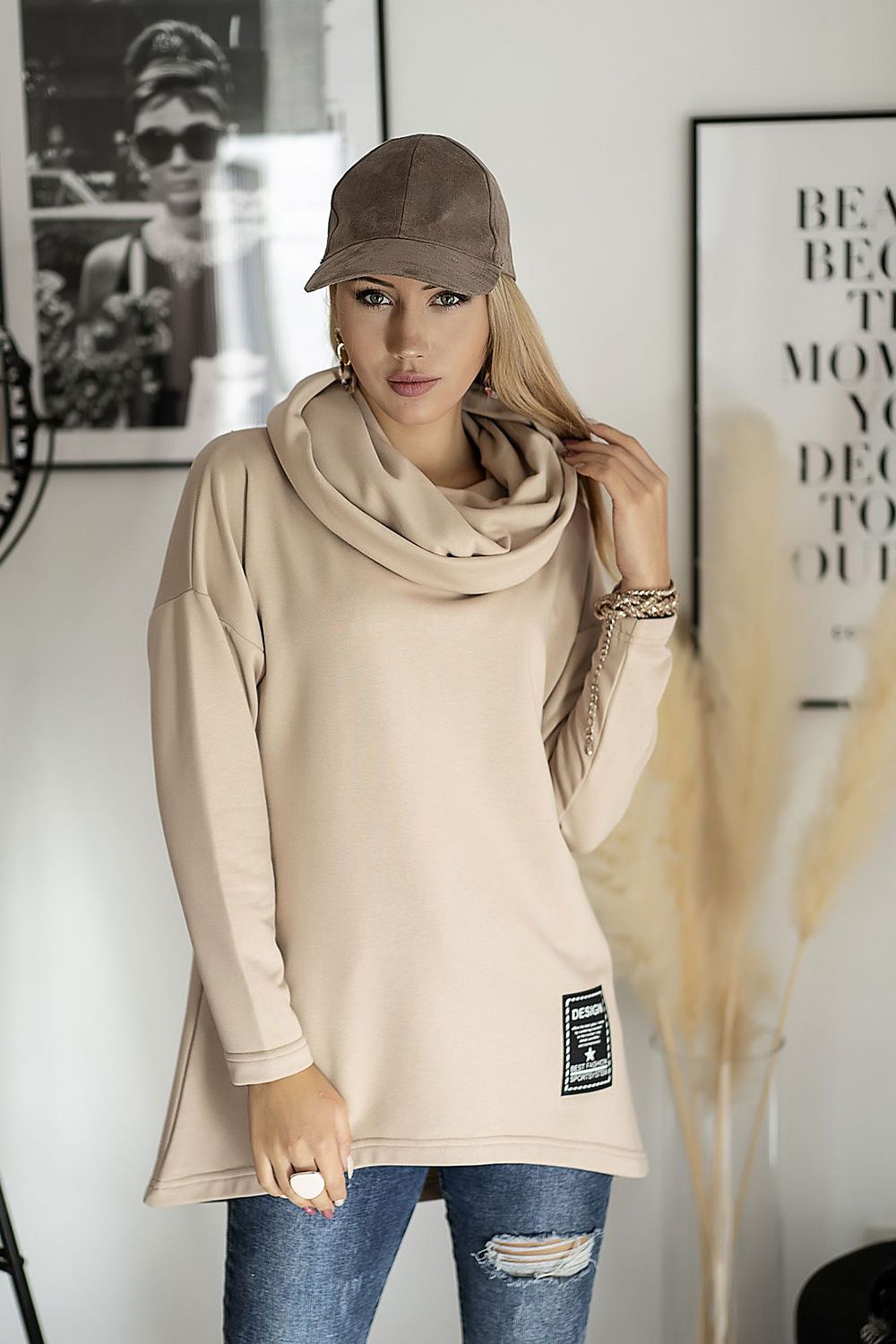 Sweatshirt model 158298