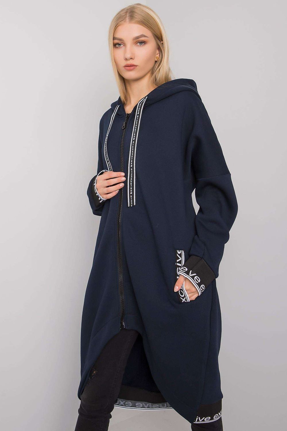 Sweatshirt model 159855