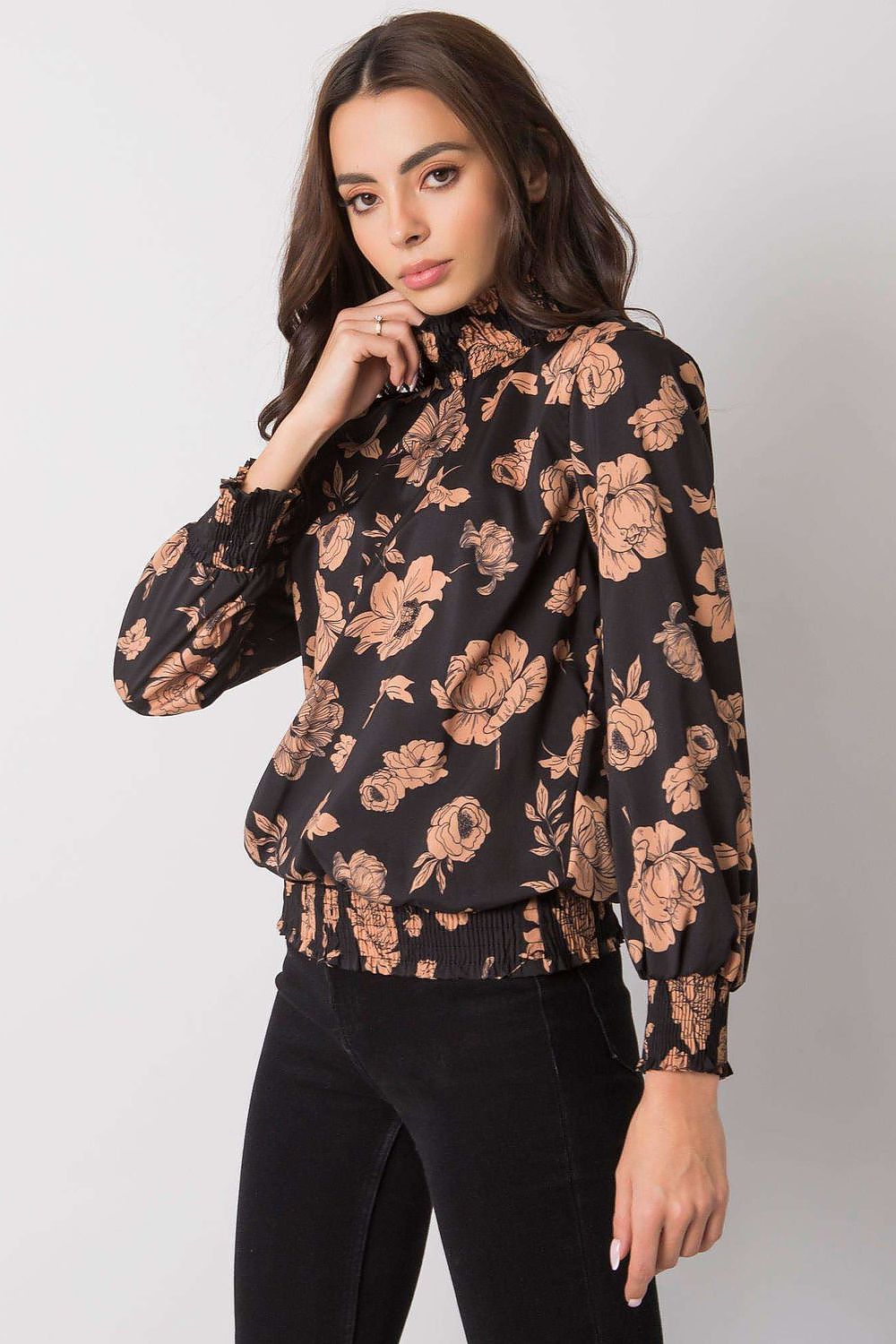 Blouse model 160374