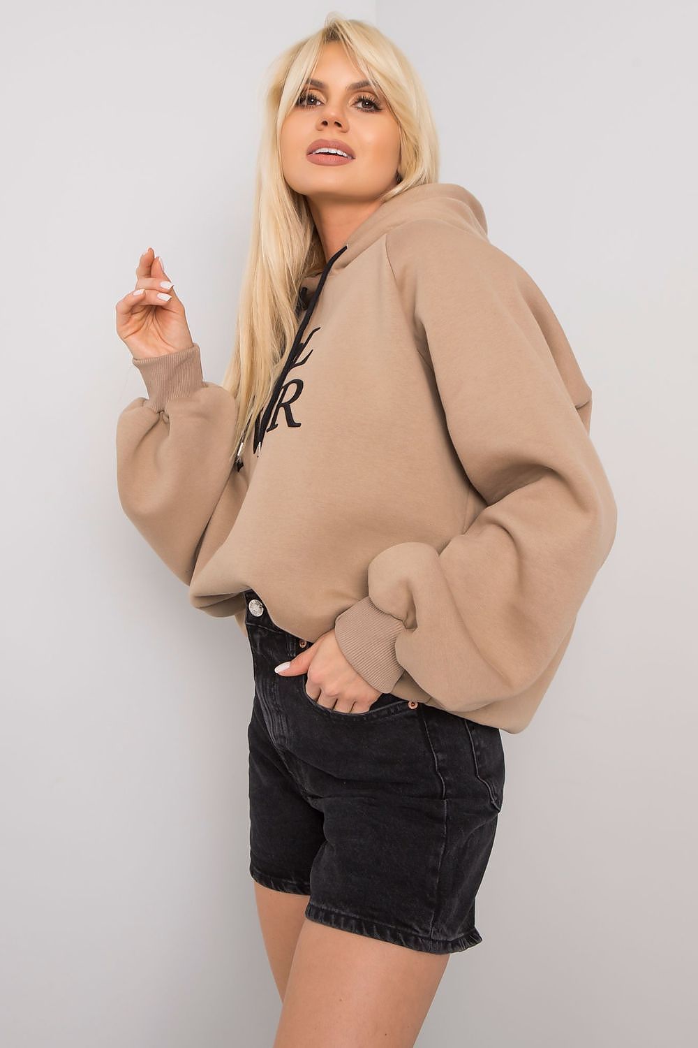 Sweatshirt model 160767