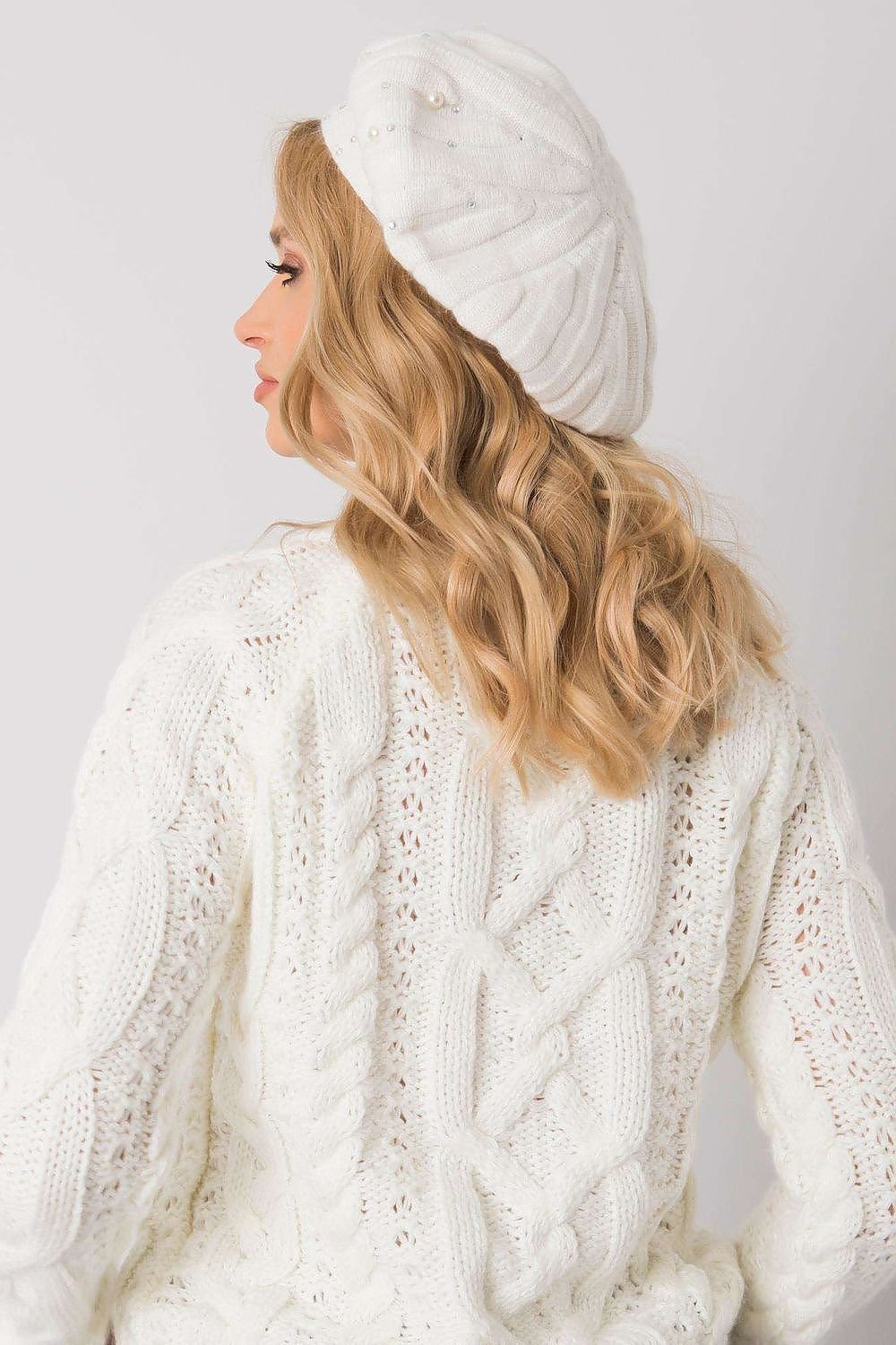Cap model 161127