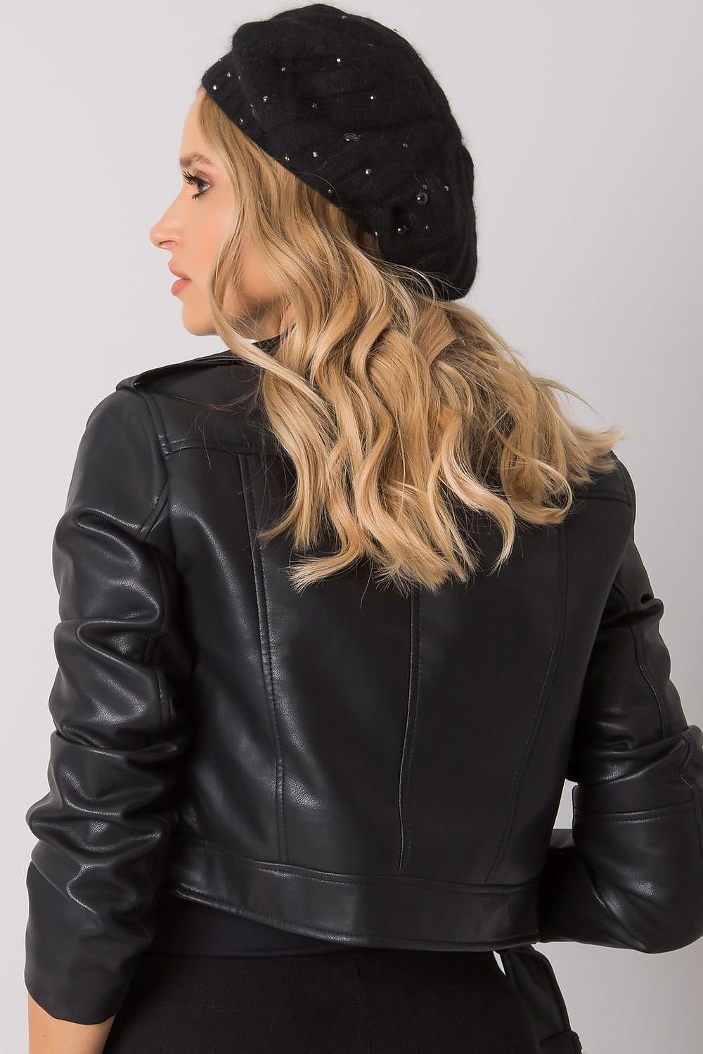 Cap model 161128