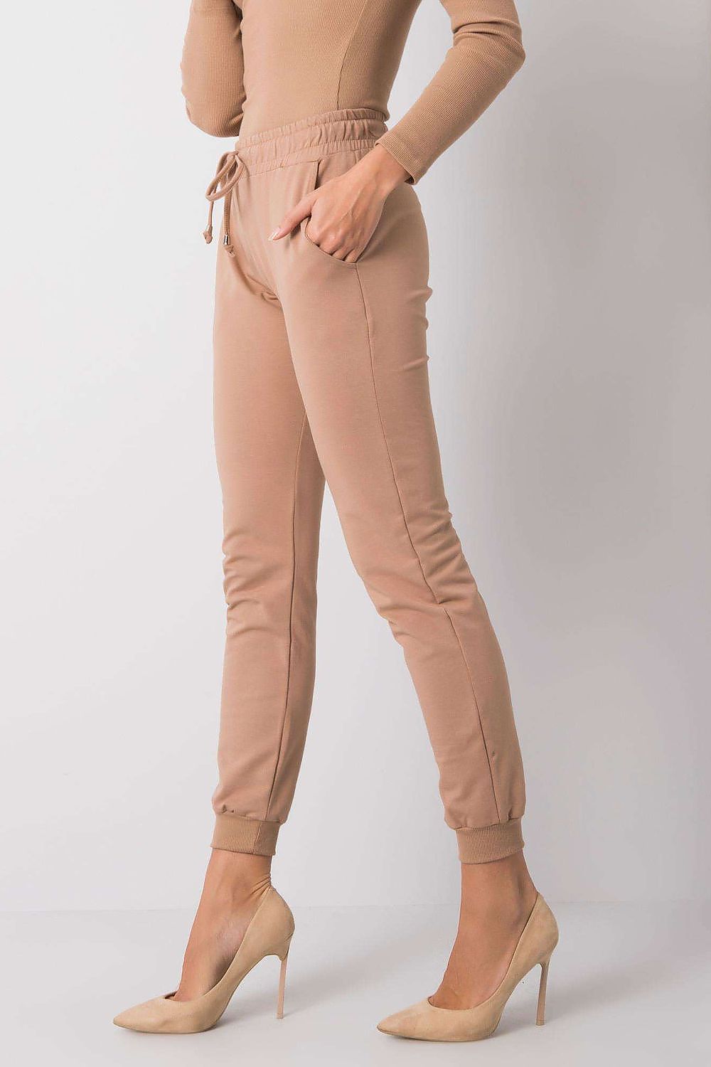 Tracksuit trousers model 161322