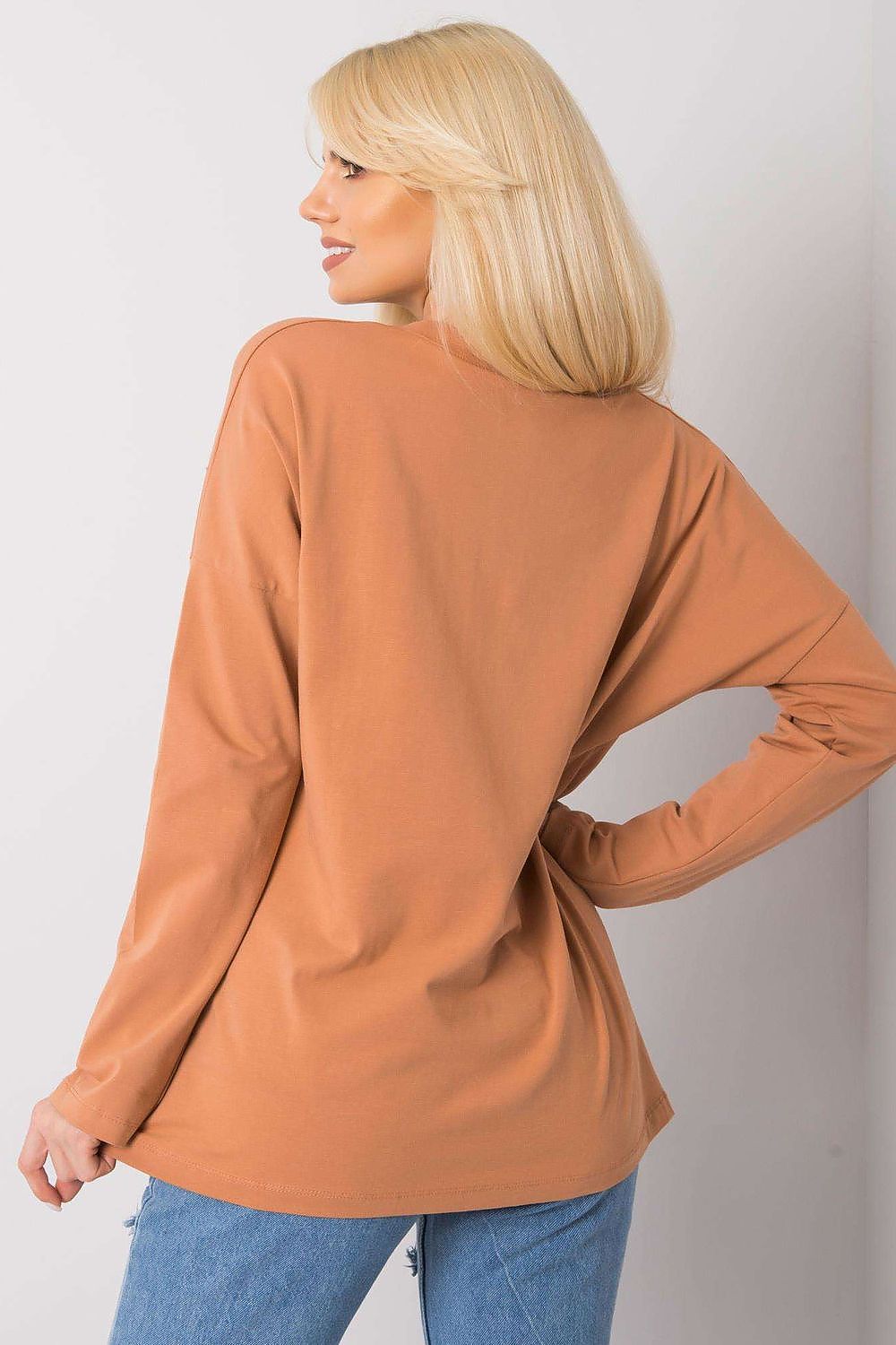 Blouse model 162105