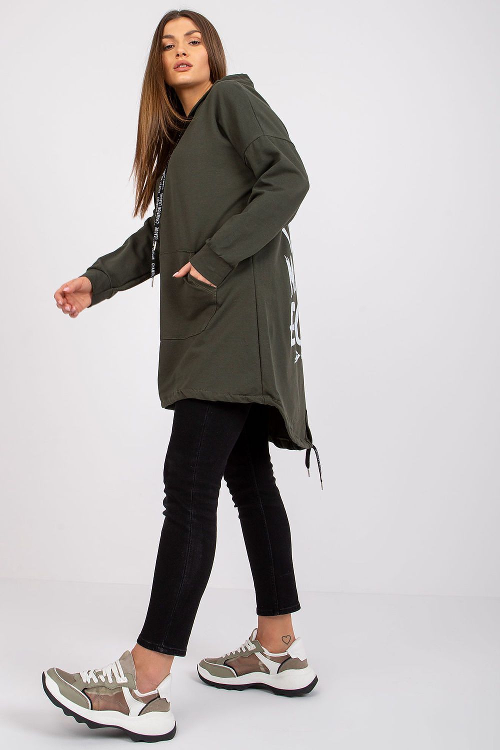 Sweatshirt model 162564