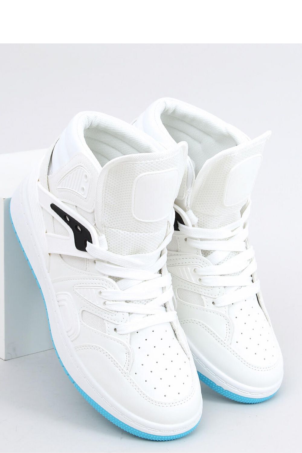 Sport Shoes Inello