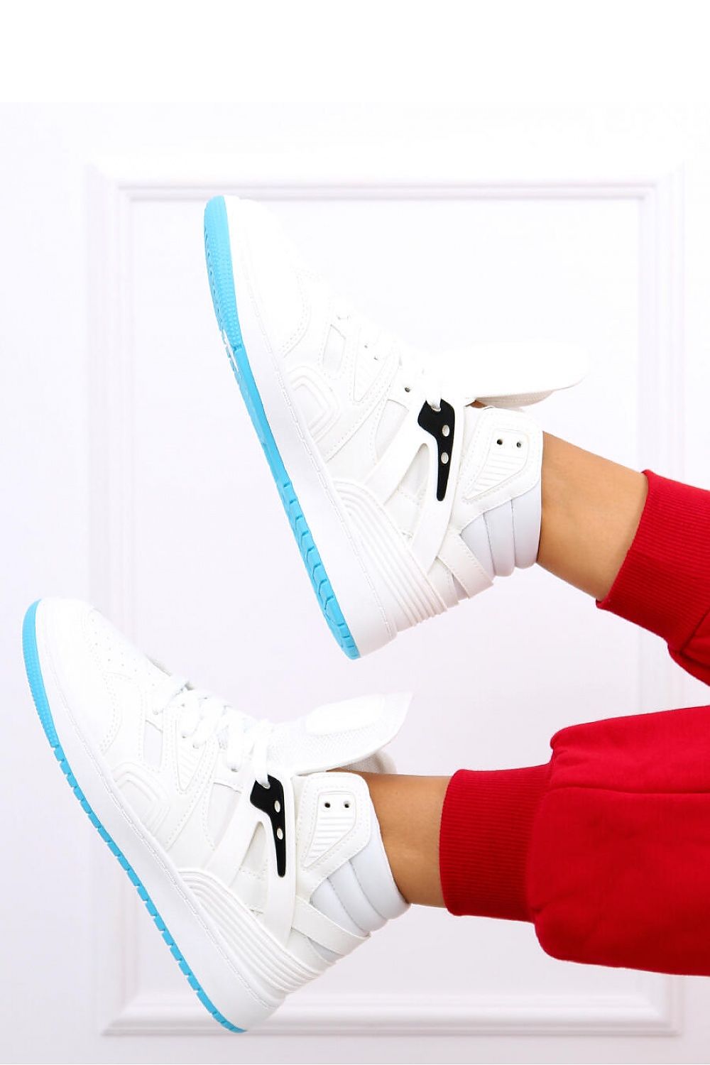 Sport Shoes Inello