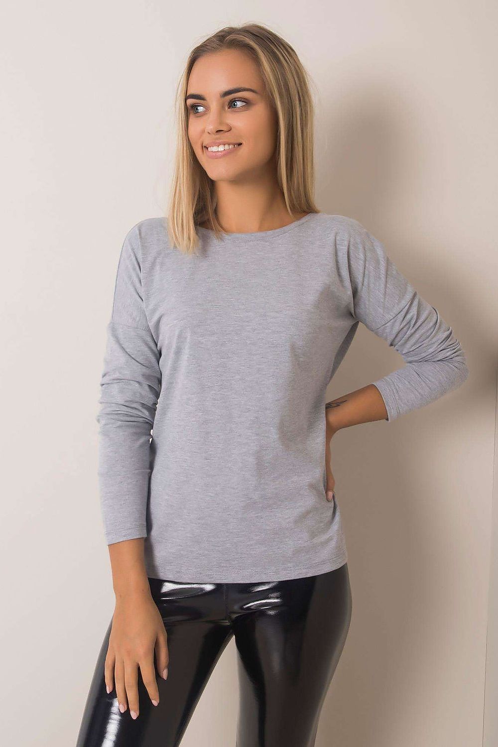Blouse model 162845