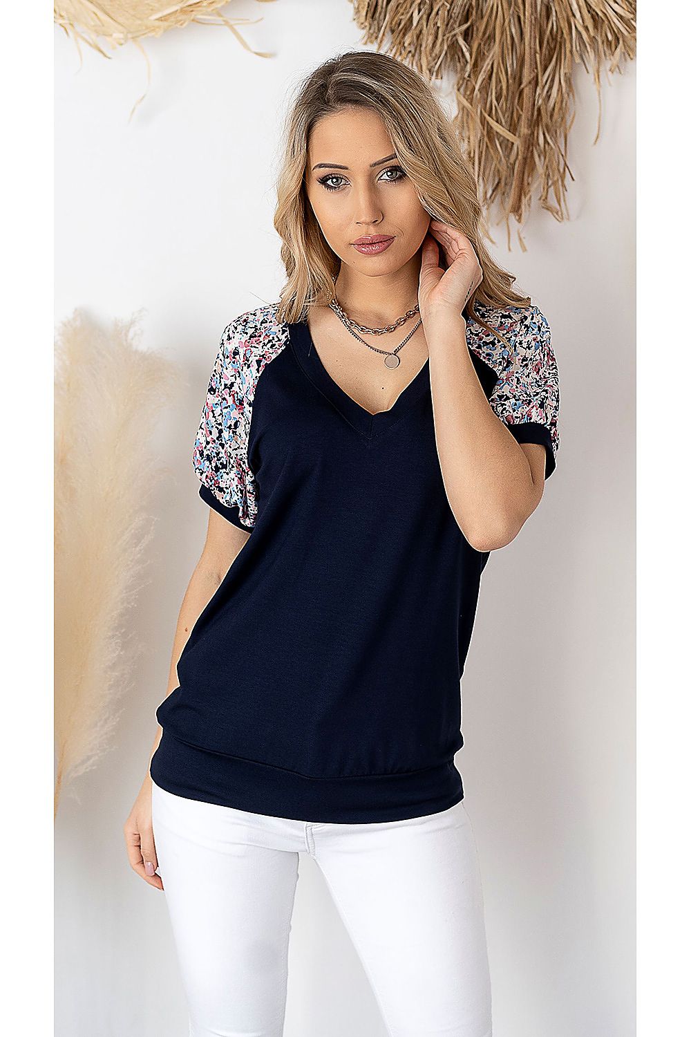 Blouse model 163095