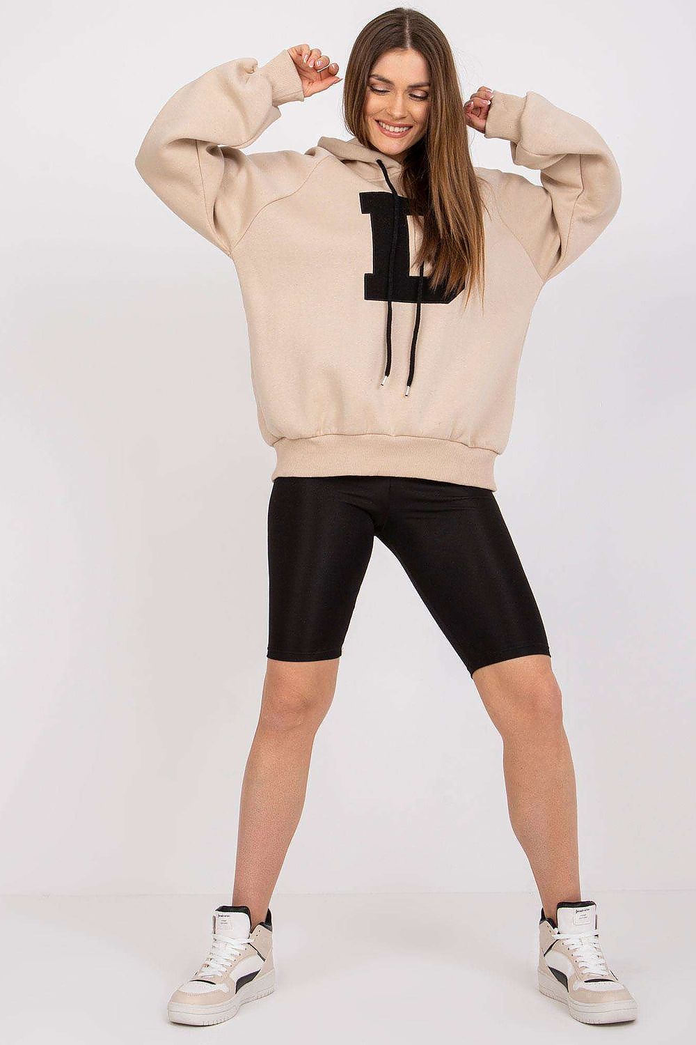 Sweatshirt model 163450