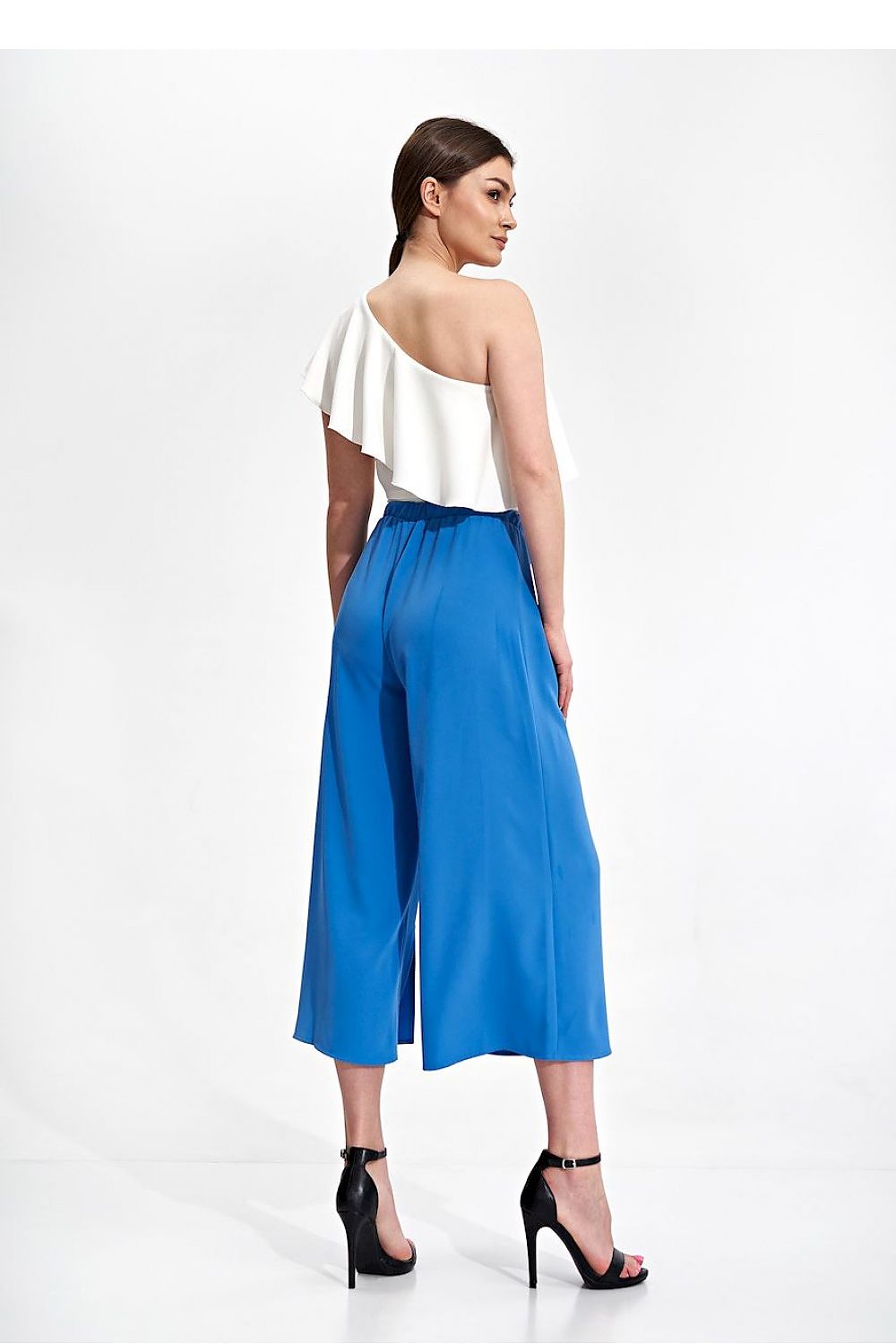 Women trousers model 167230