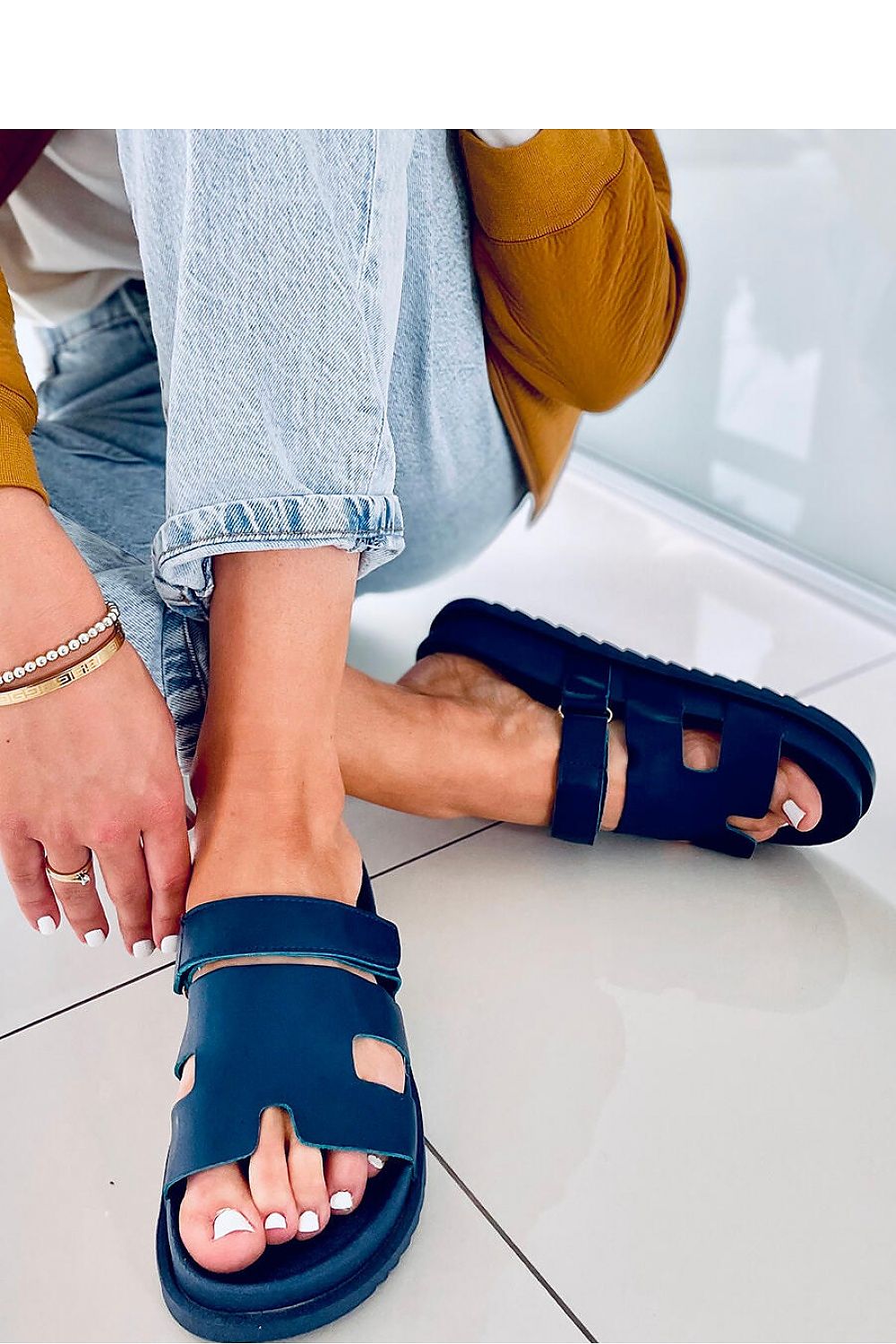 Flip-flops model 167267 Inello - Lojahub