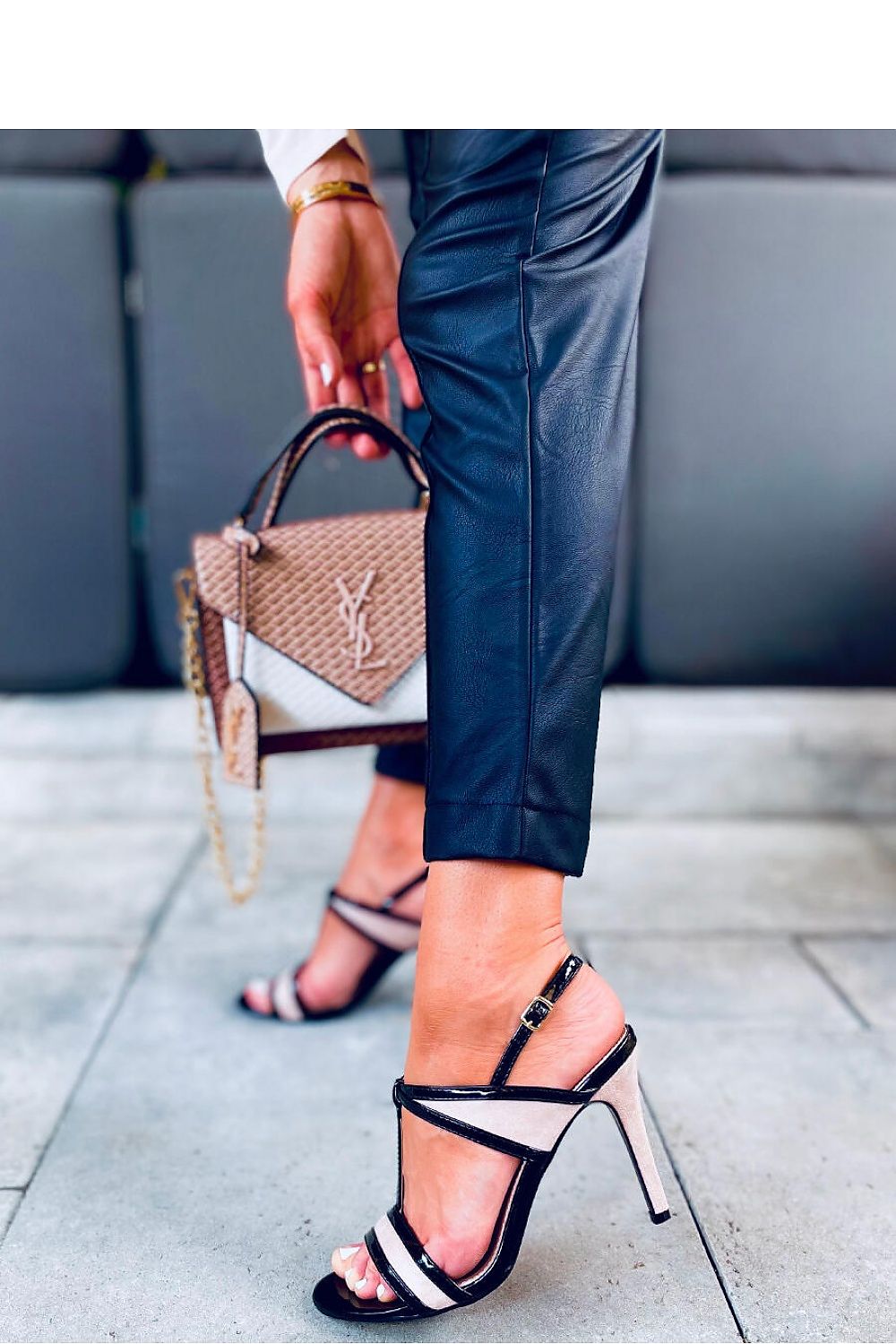 Heel sandals model 167470 Inello - Lojahub