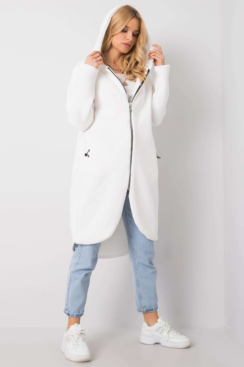Sweatshirt model 168760