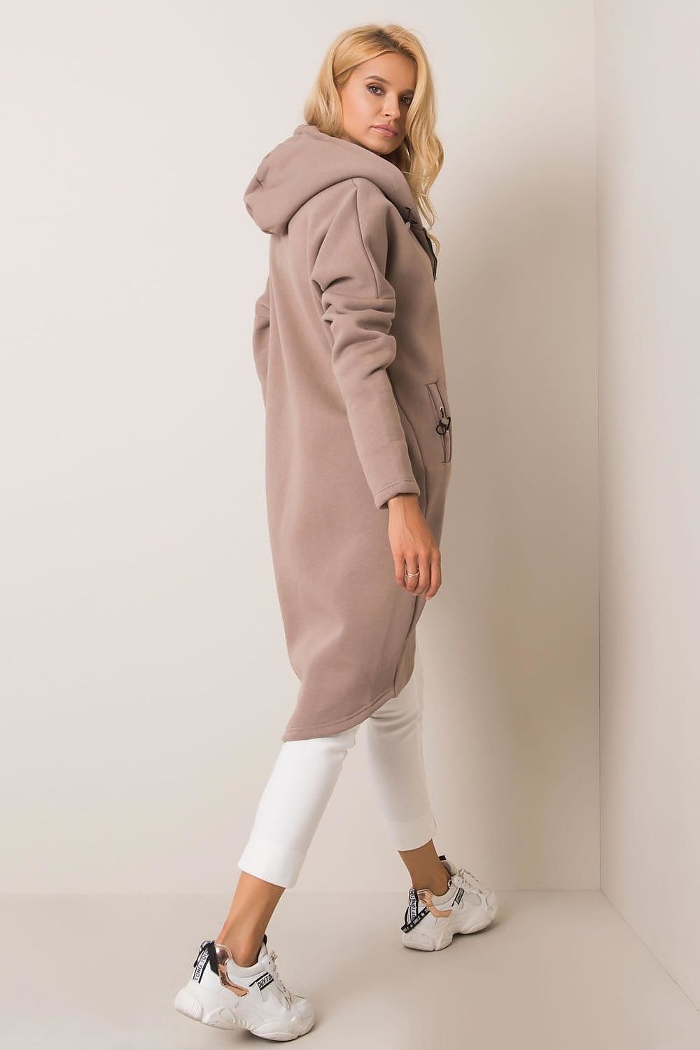 Sweatshirt model 168763