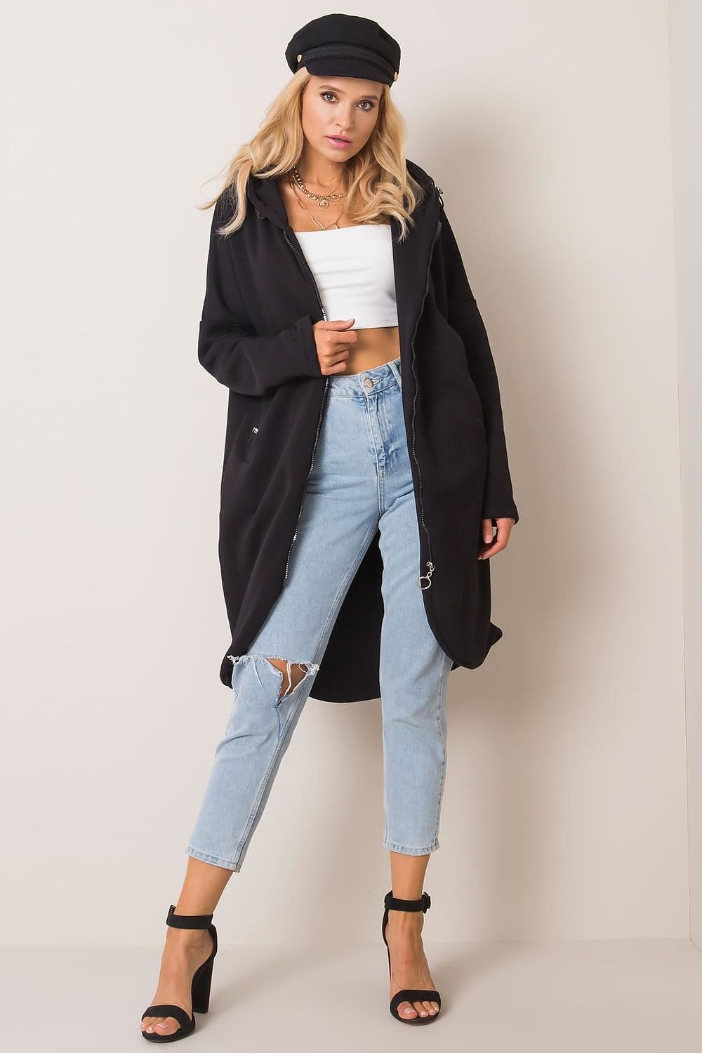 Sweatshirt model 168767