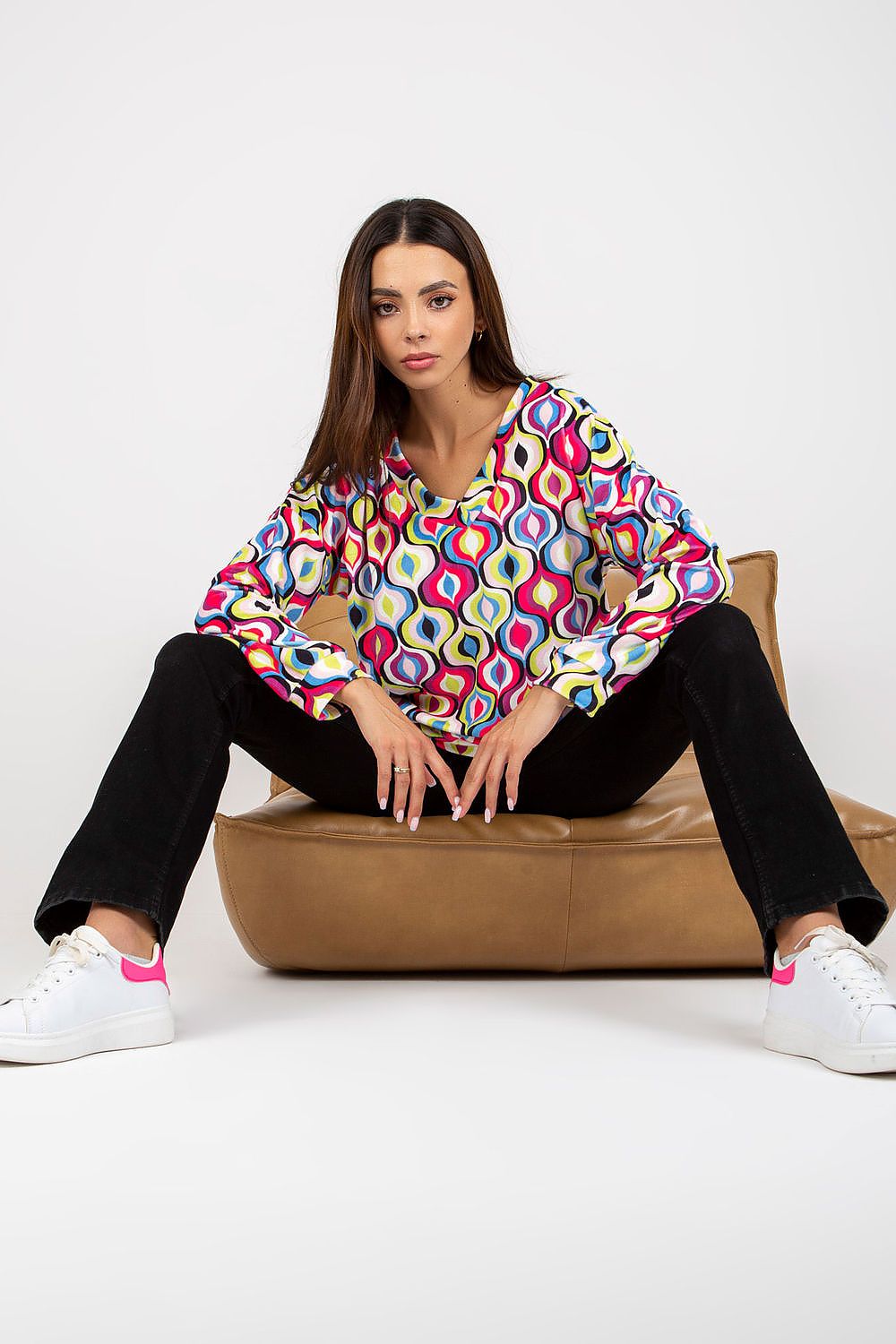 Sweatshirt model 168880